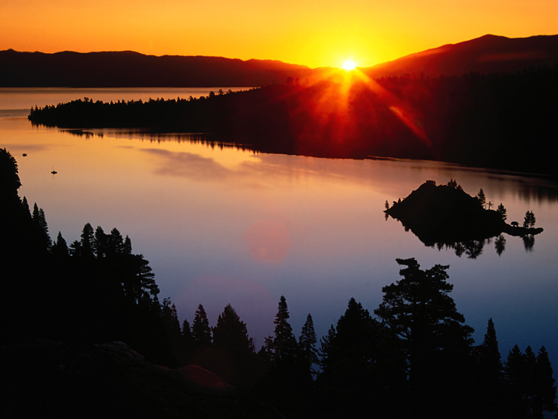 emerald_bay,_lake_tahoe,_california_-_800x600.jpg